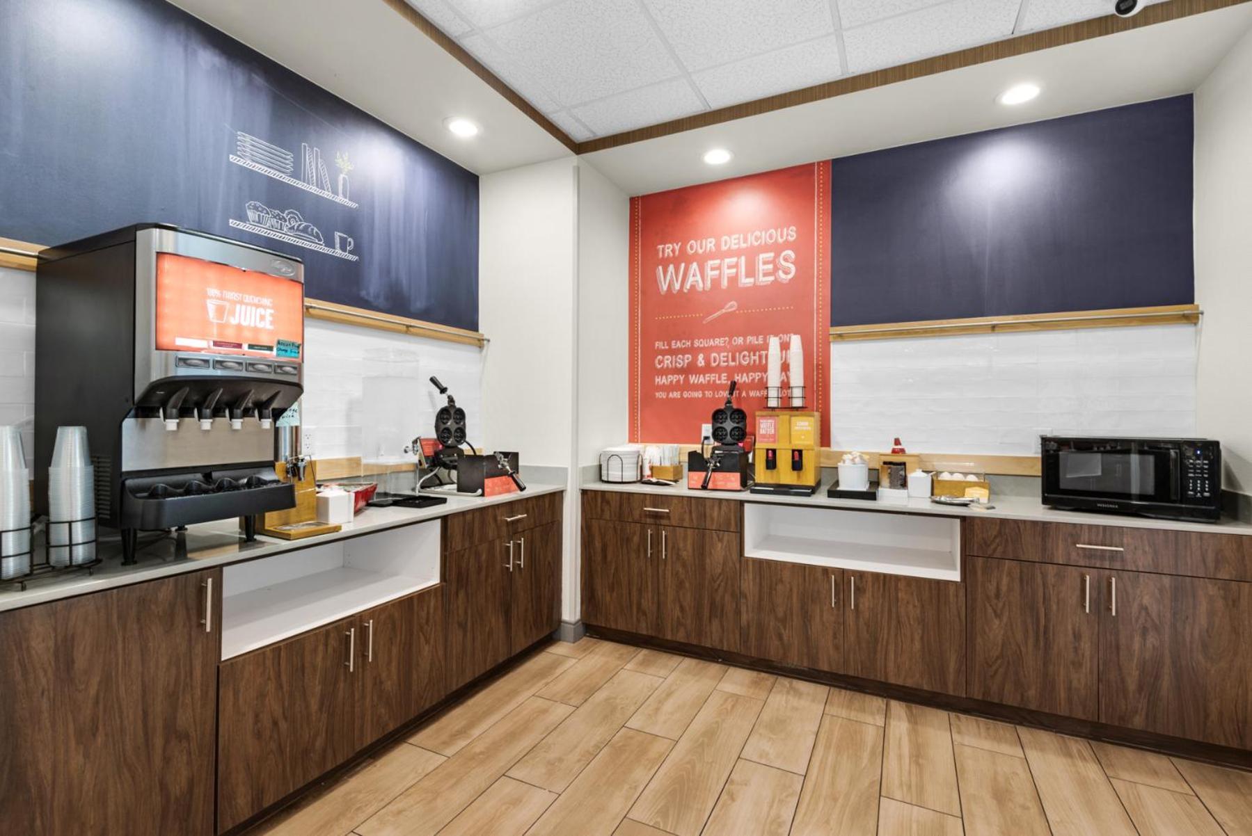 Hampton Inn & Suites Pensacola I-10 N At University Town Plaza Екстер'єр фото