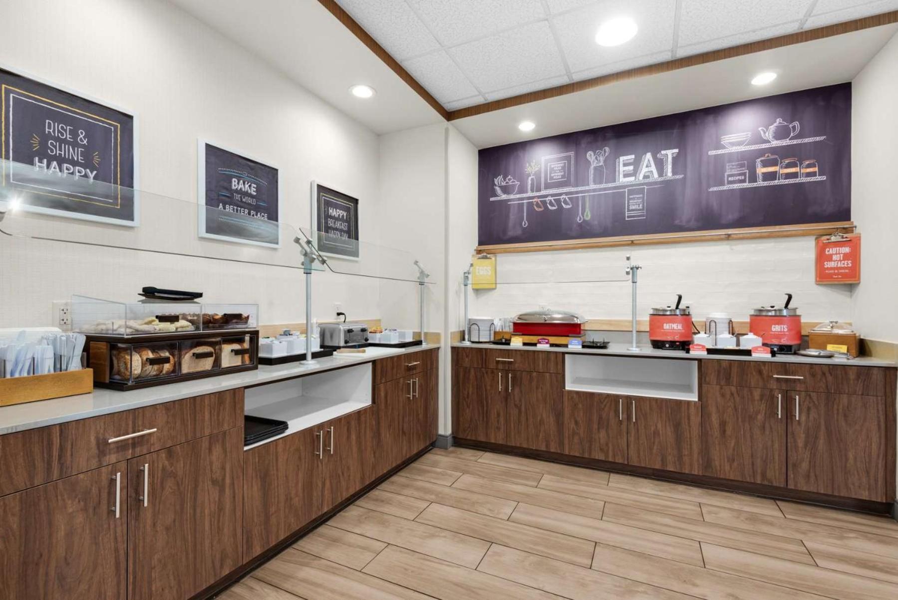 Hampton Inn & Suites Pensacola I-10 N At University Town Plaza Екстер'єр фото