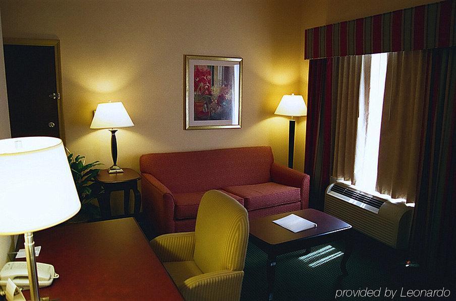 Hampton Inn & Suites Pensacola I-10 N At University Town Plaza Номер фото